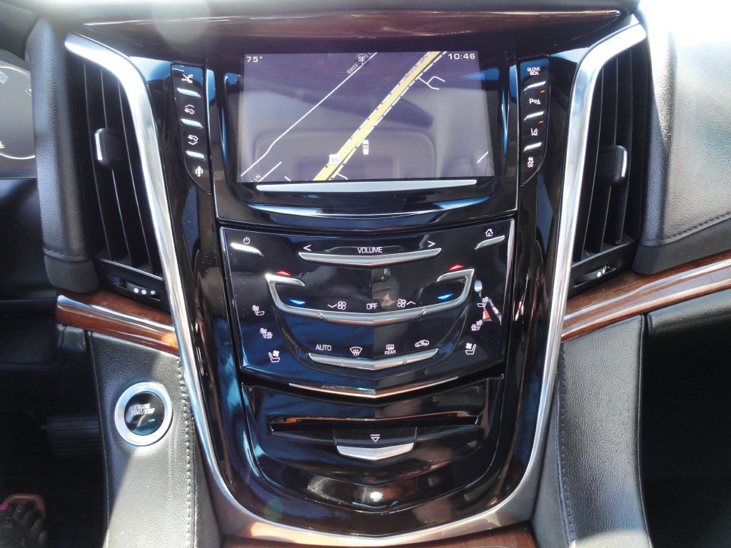 Photo 22 of this CADILLAC ESCALADE