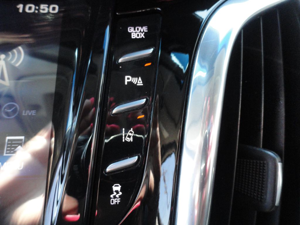 Photo 35 of this CADILLAC ESCALADE