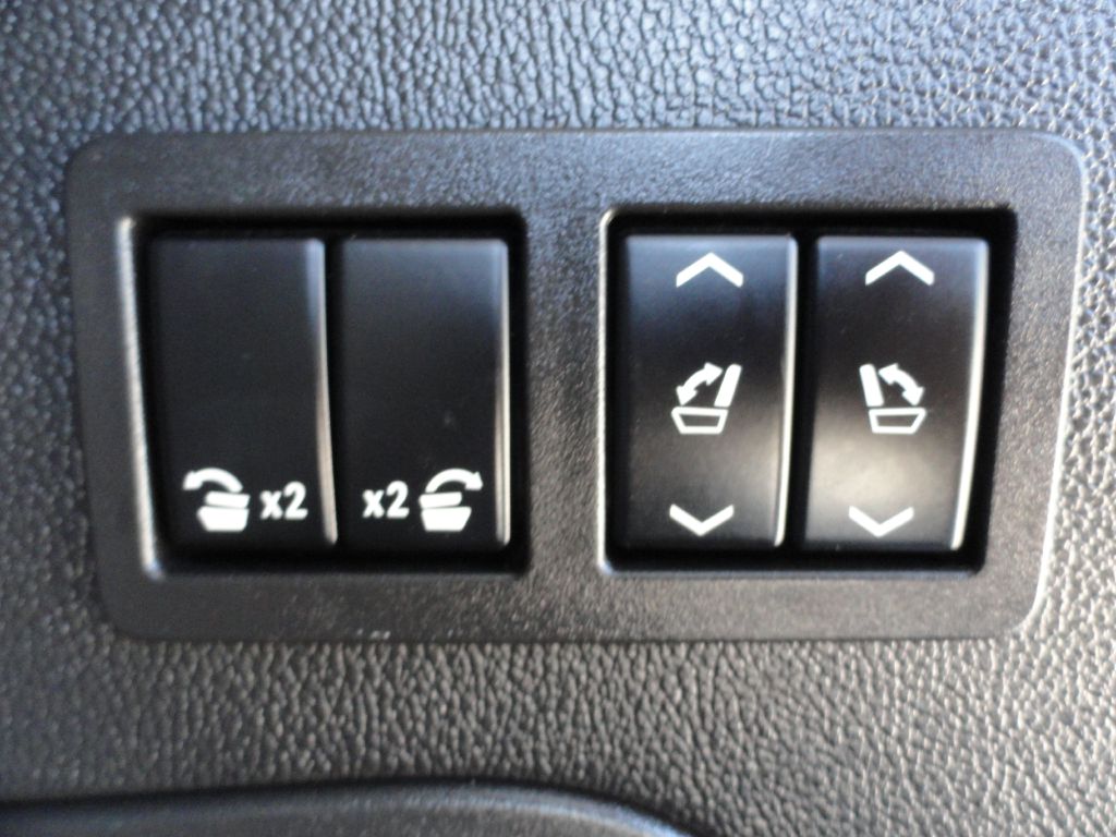 Photo 39 of this CADILLAC ESCALADE