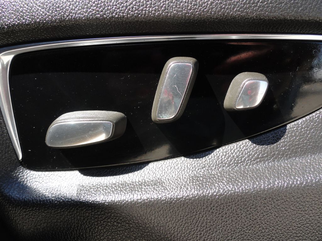 Photo 48 of this CADILLAC ESCALADE