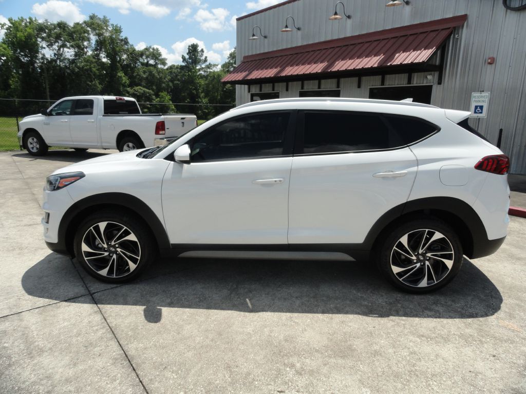 Photo 3 of this HYUNDAI TUCSON