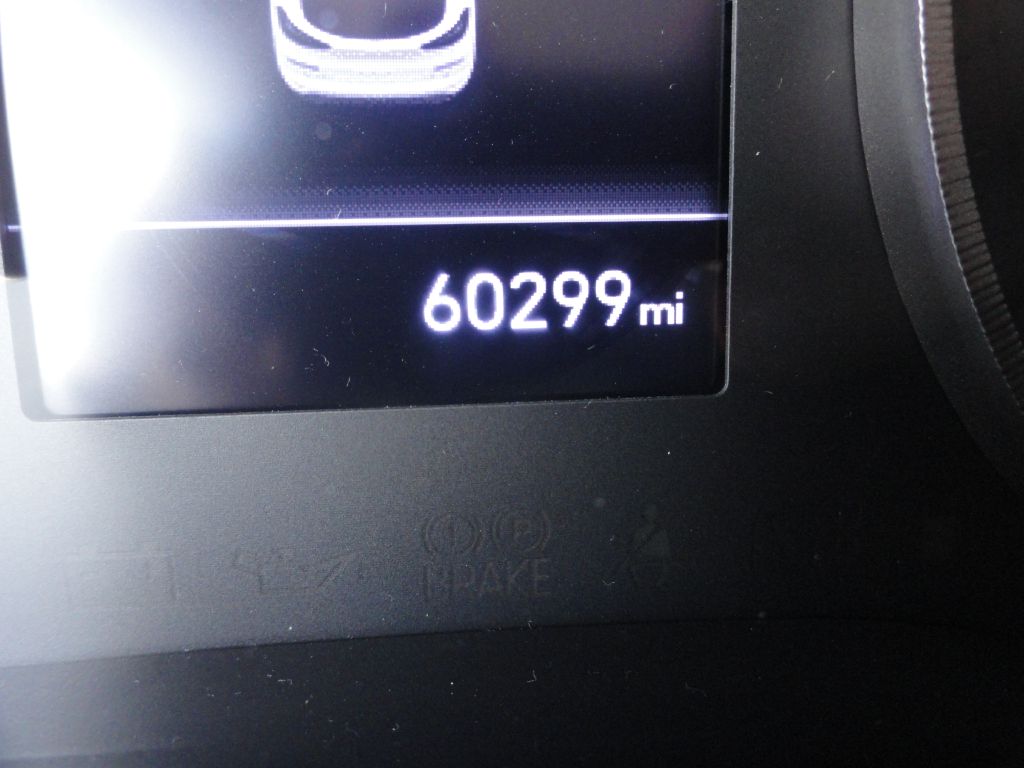 Photo 16 of this HYUNDAI TUCSON