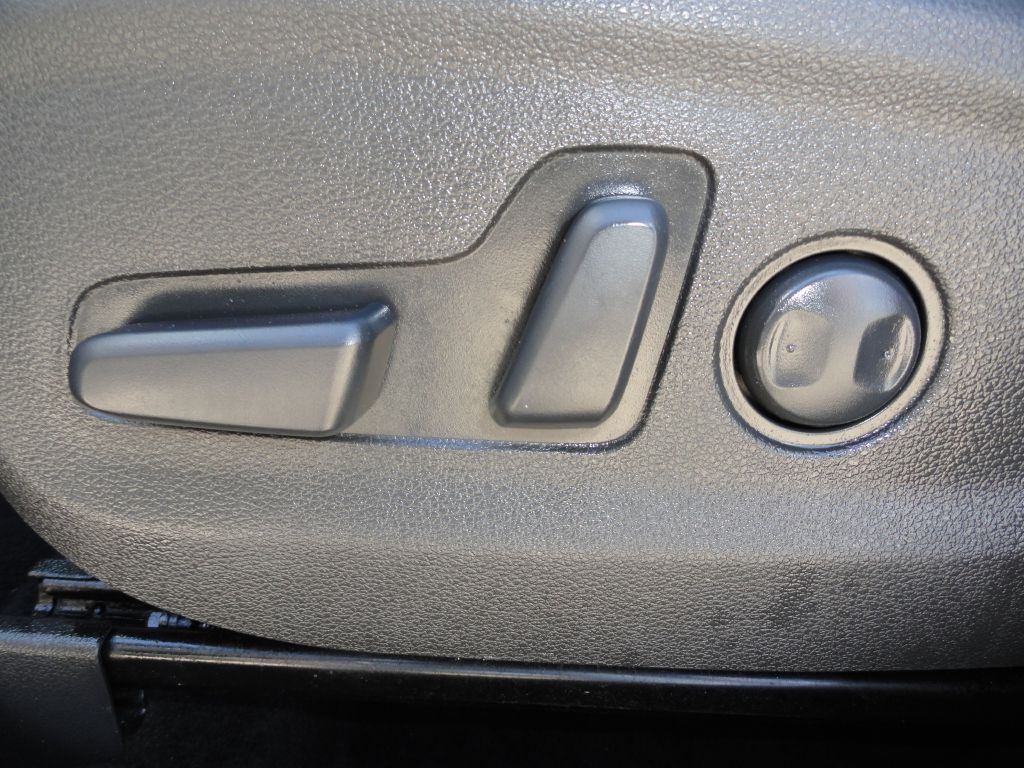 Photo 23 of this HYUNDAI TUCSON