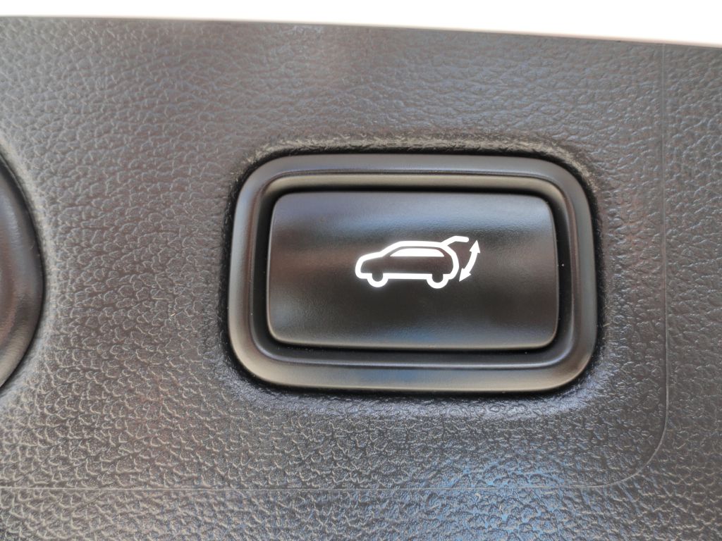 Photo 28 of this HYUNDAI TUCSON
