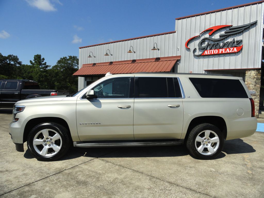Photo 3 of this CHEVROLET SUBURBAN