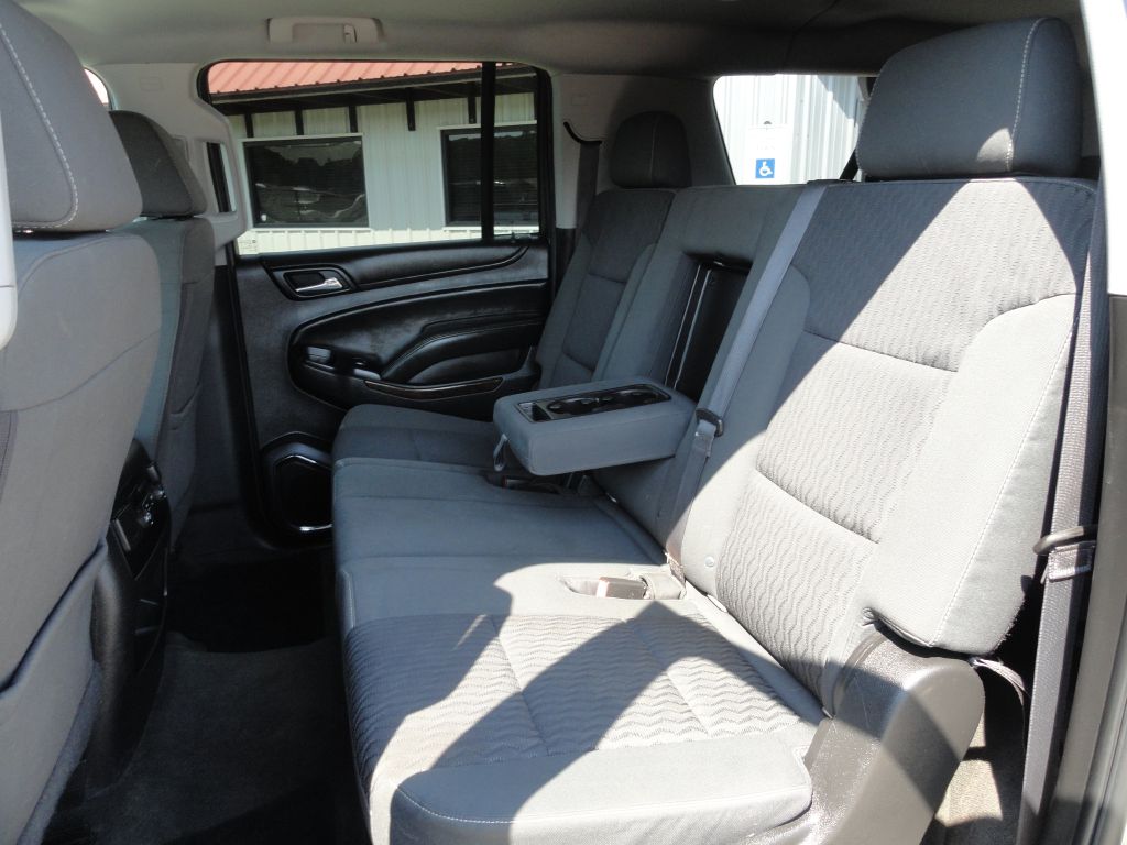 Photo 11 of this CHEVROLET SUBURBAN