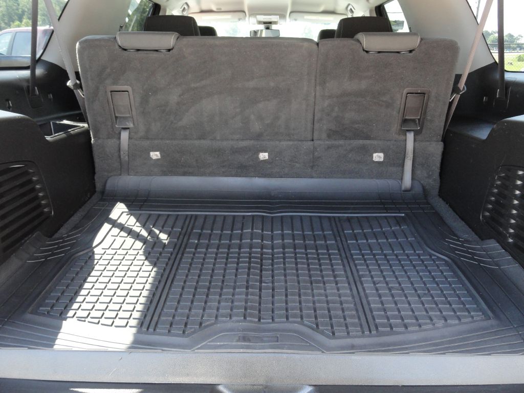 Photo 13 of this CHEVROLET SUBURBAN