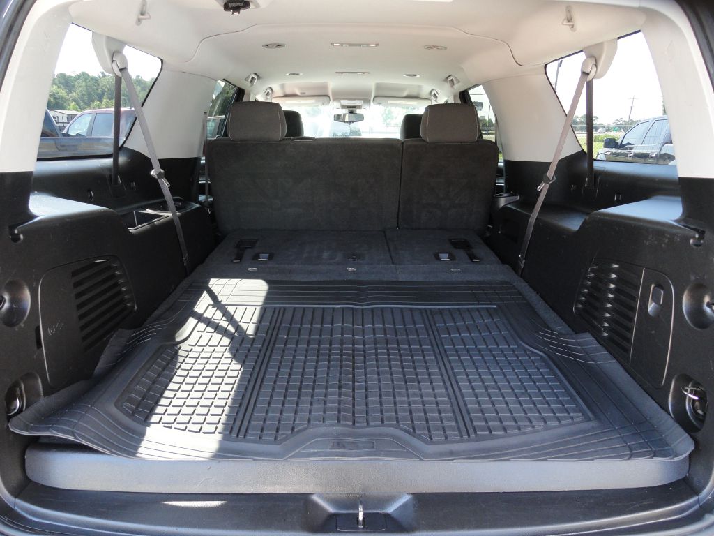 Photo 14 of this CHEVROLET SUBURBAN