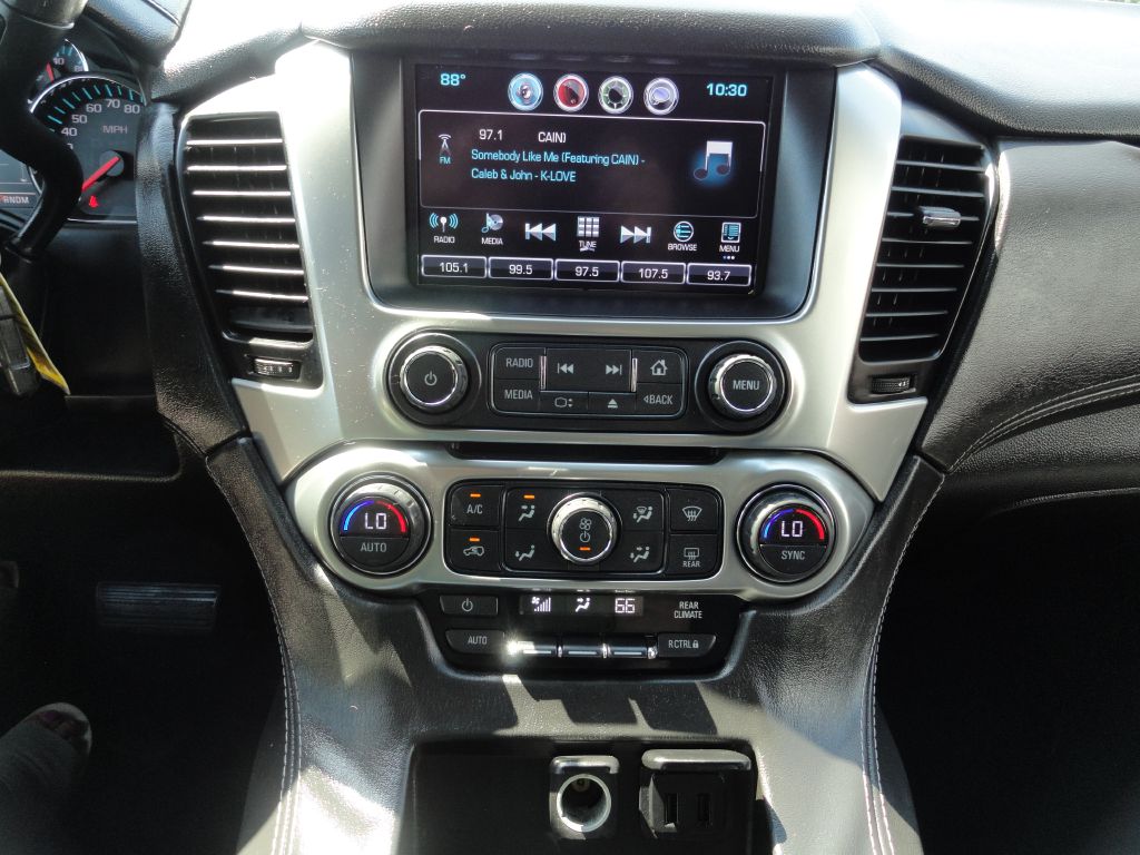 Photo 17 of this CHEVROLET SUBURBAN