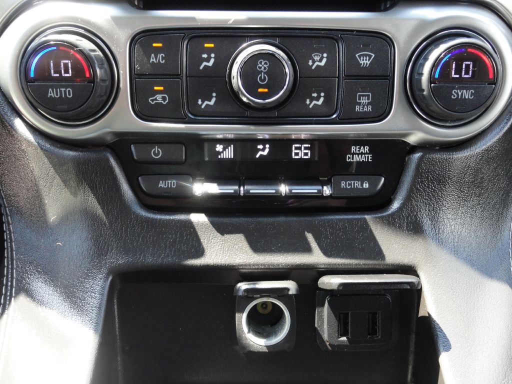 Photo 20 of this CHEVROLET SUBURBAN
