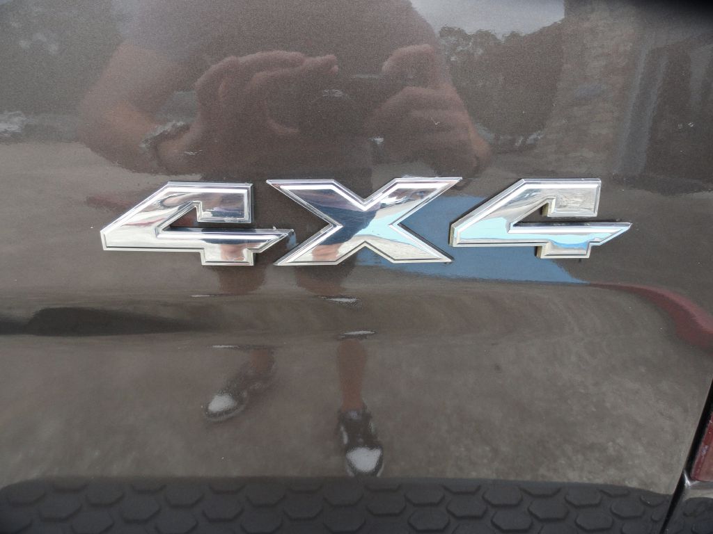Photo 20 of this RAM 1500 CLASSIC
