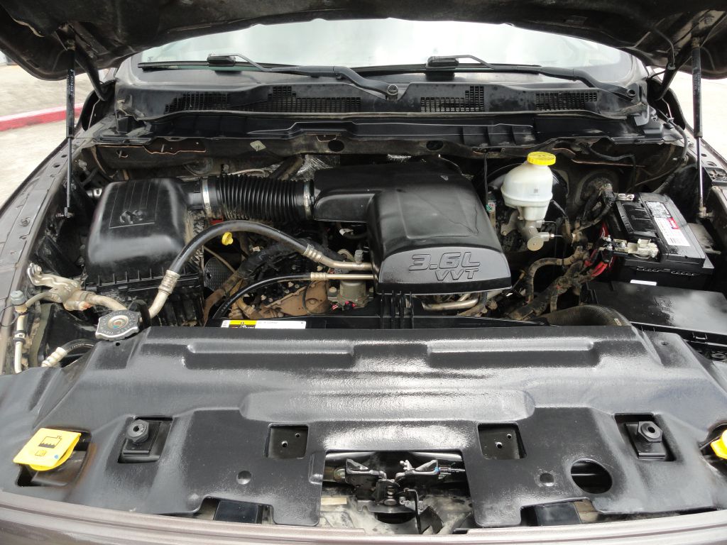 Photo 29 of this RAM 1500 CLASSIC