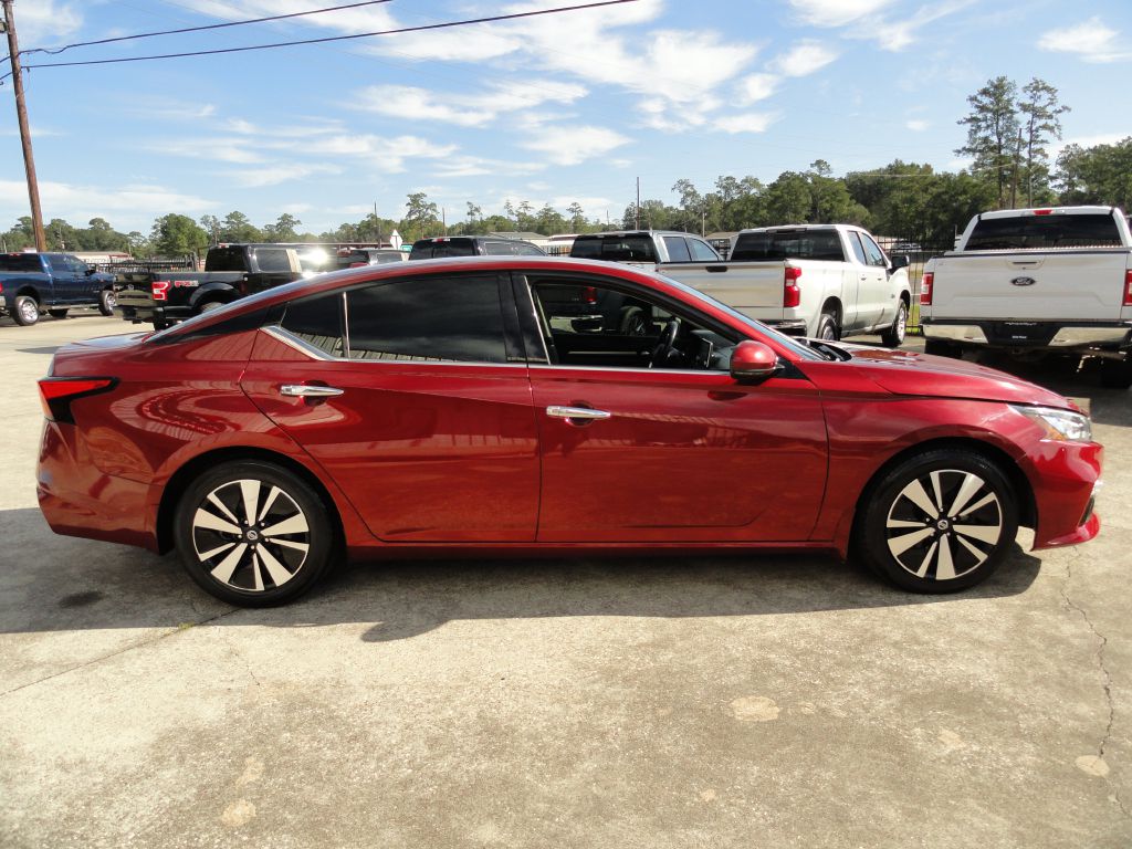 Photo 5 of this NISSAN ALTIMA