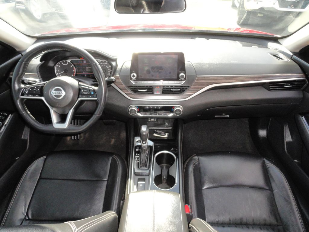Photo 6 of this NISSAN ALTIMA