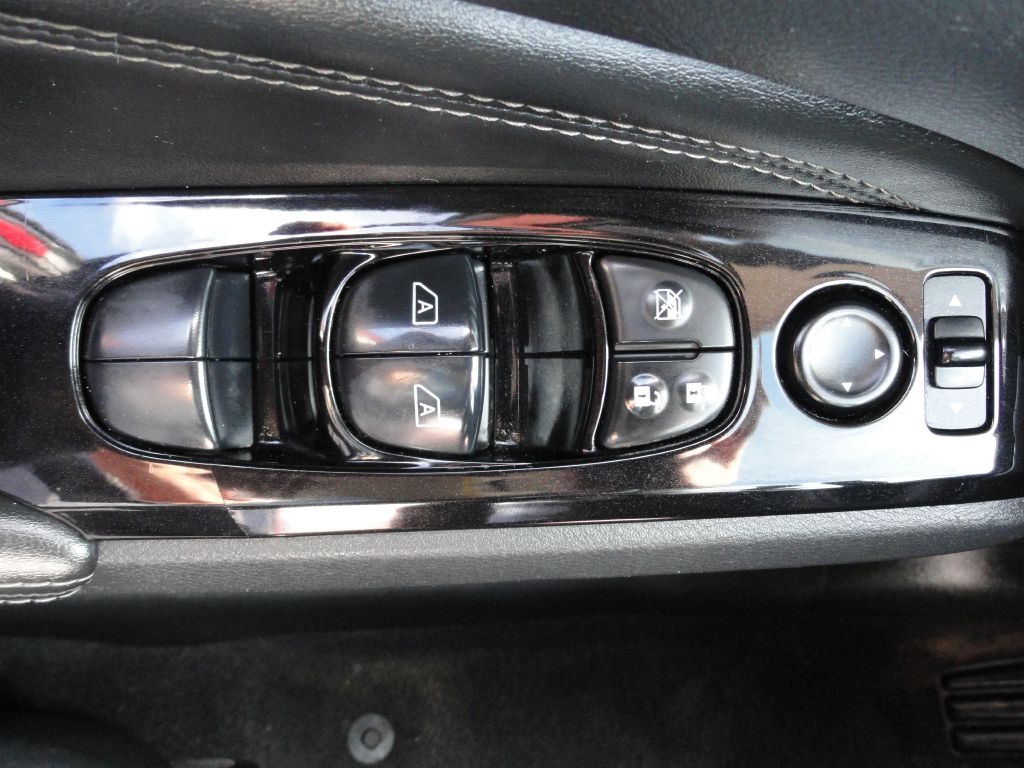 Photo 23 of this NISSAN ALTIMA
