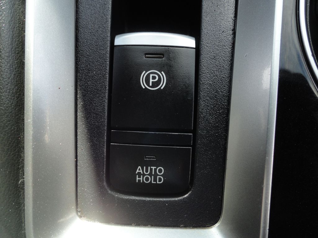 Photo 28 of this NISSAN ALTIMA