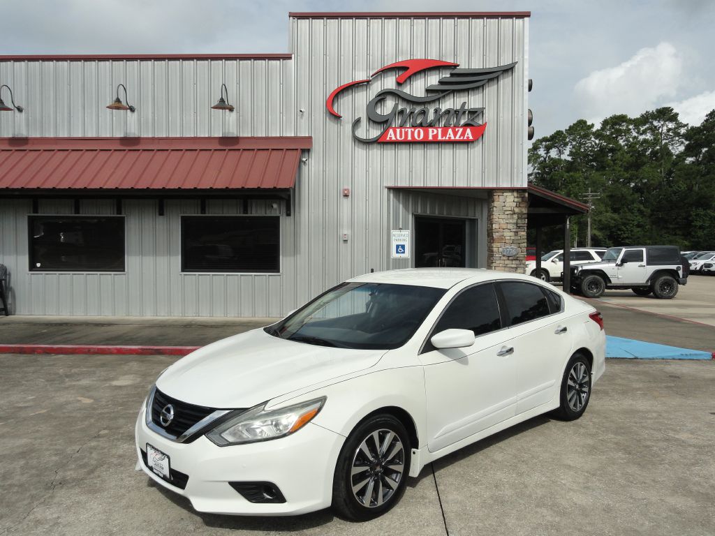 2017 NISSAN ALTIMA