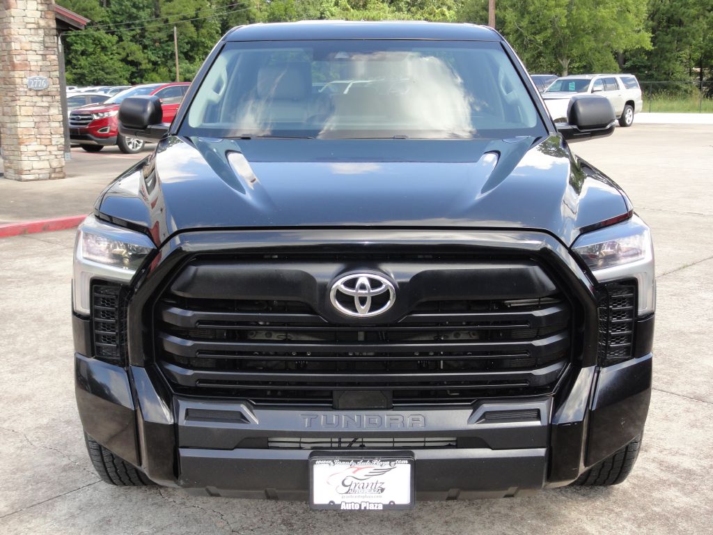 Photo 2 of this TOYOTA TUNDRA