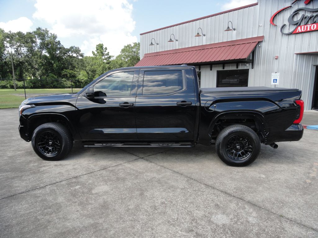 Photo 3 of this TOYOTA TUNDRA