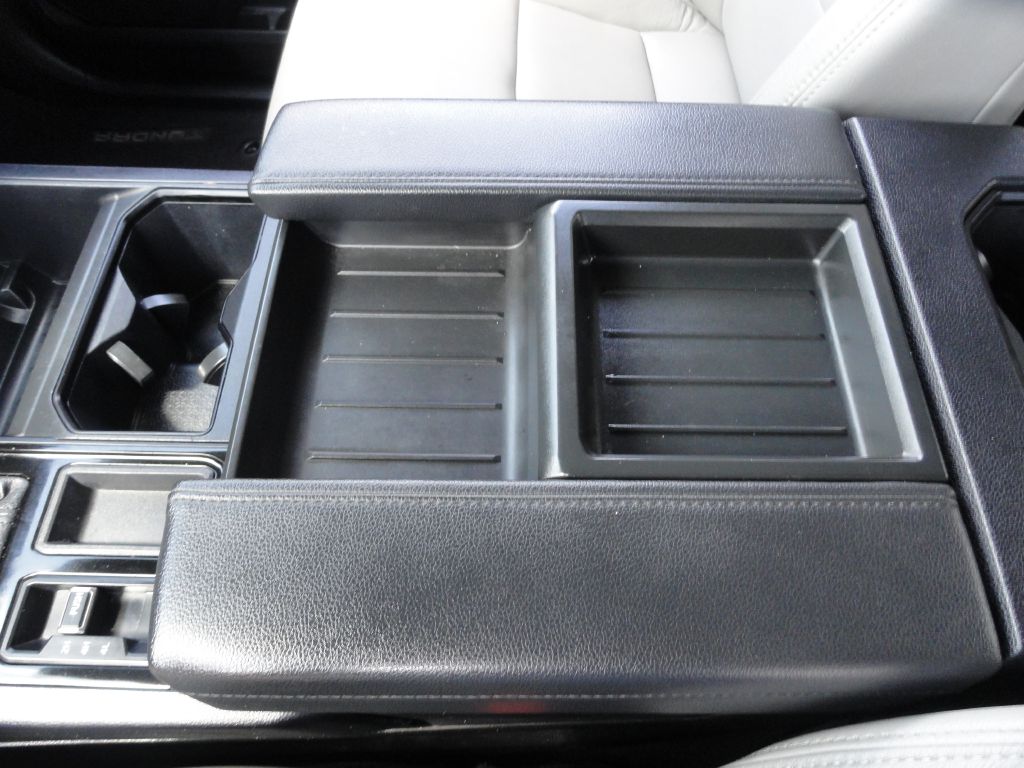 Photo 20 of this TOYOTA TUNDRA