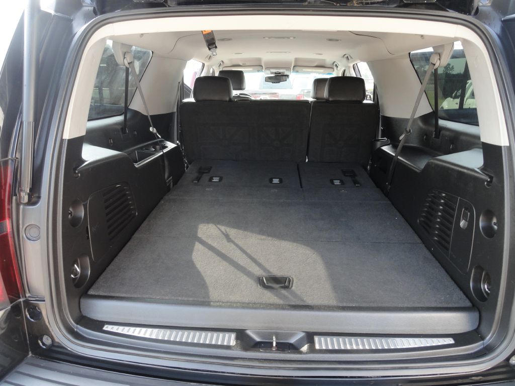Photo 13 of this CHEVROLET SUBURBAN