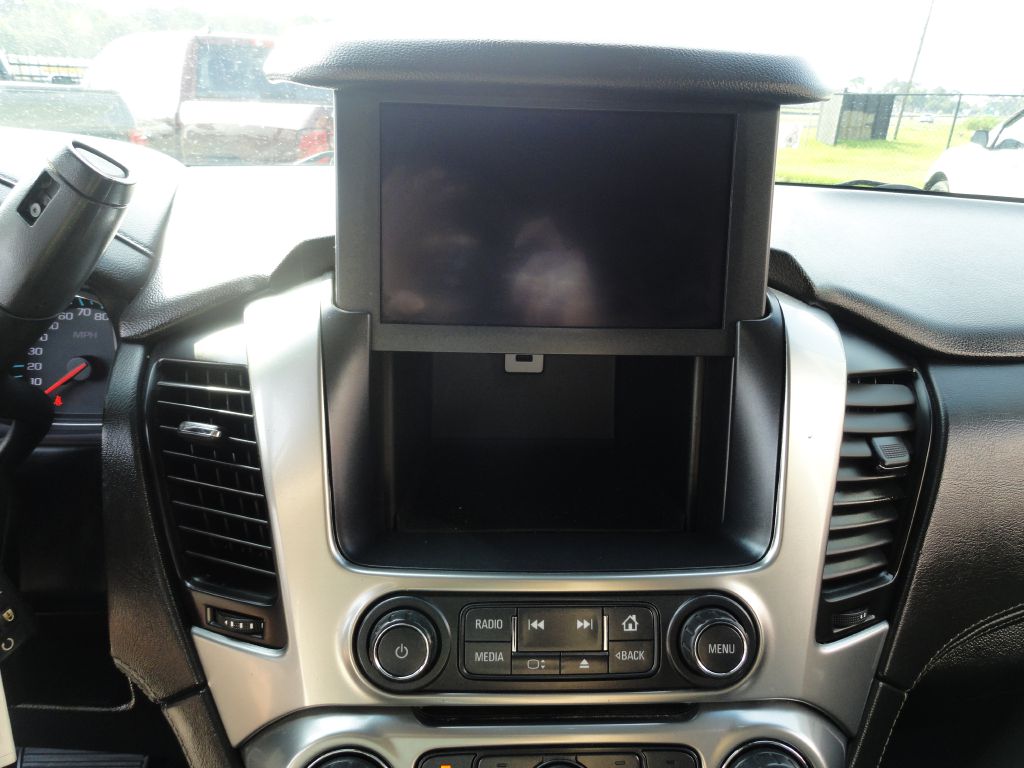Photo 18 of this CHEVROLET SUBURBAN