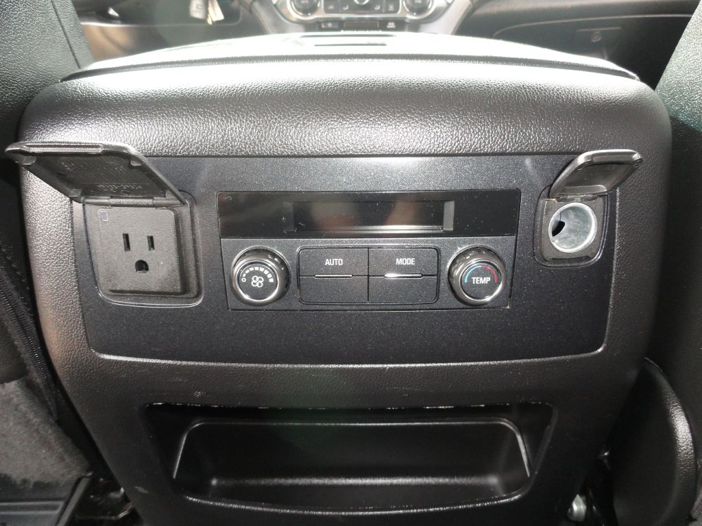 Photo 28 of this CHEVROLET SUBURBAN