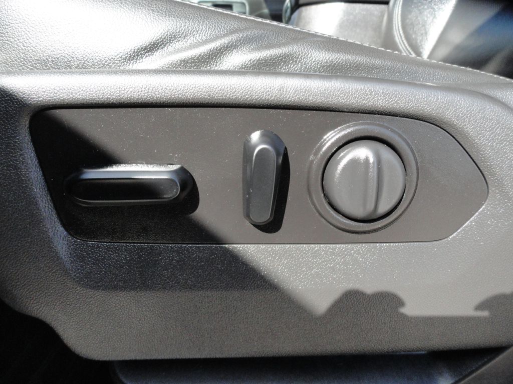 Photo 31 of this CHEVROLET SILVERADO 1500