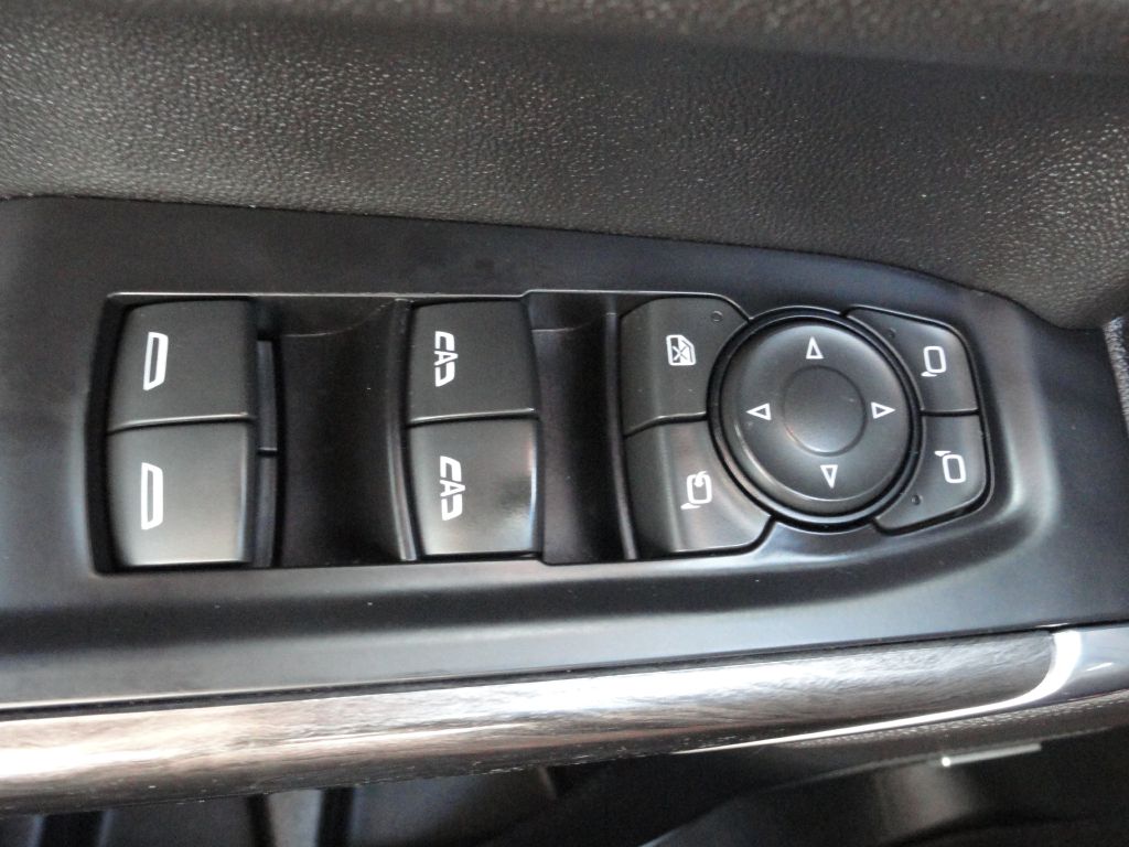 Photo 37 of this CHEVROLET SILVERADO 1500