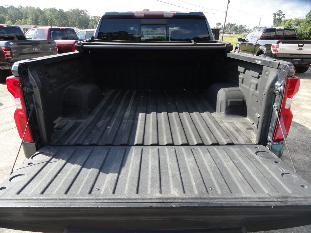 Photo 44 of this CHEVROLET SILVERADO 1500