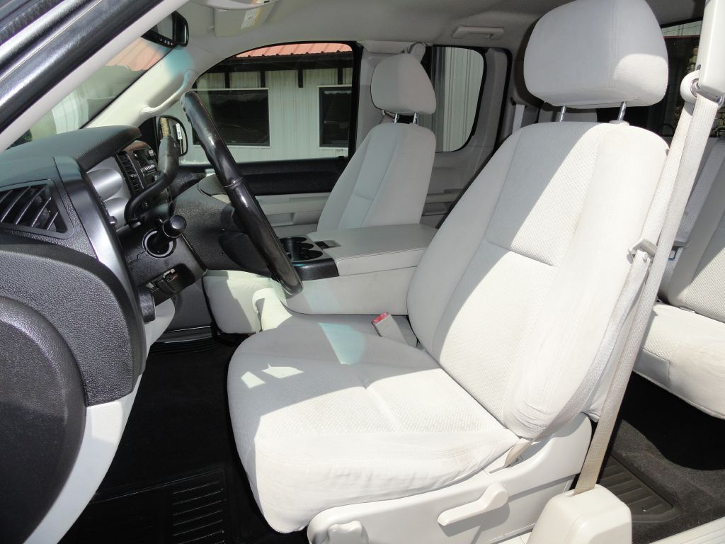 Photo 13 of this CHEVROLET SILVERADO 1500