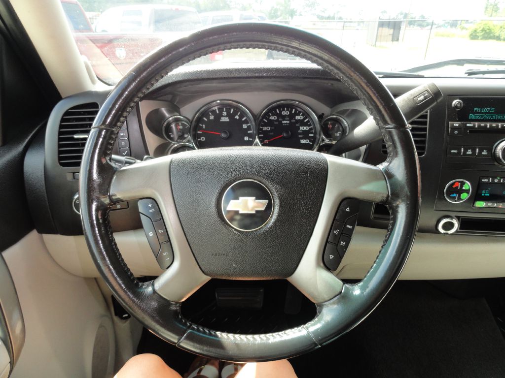 Photo 15 of this CHEVROLET SILVERADO 1500