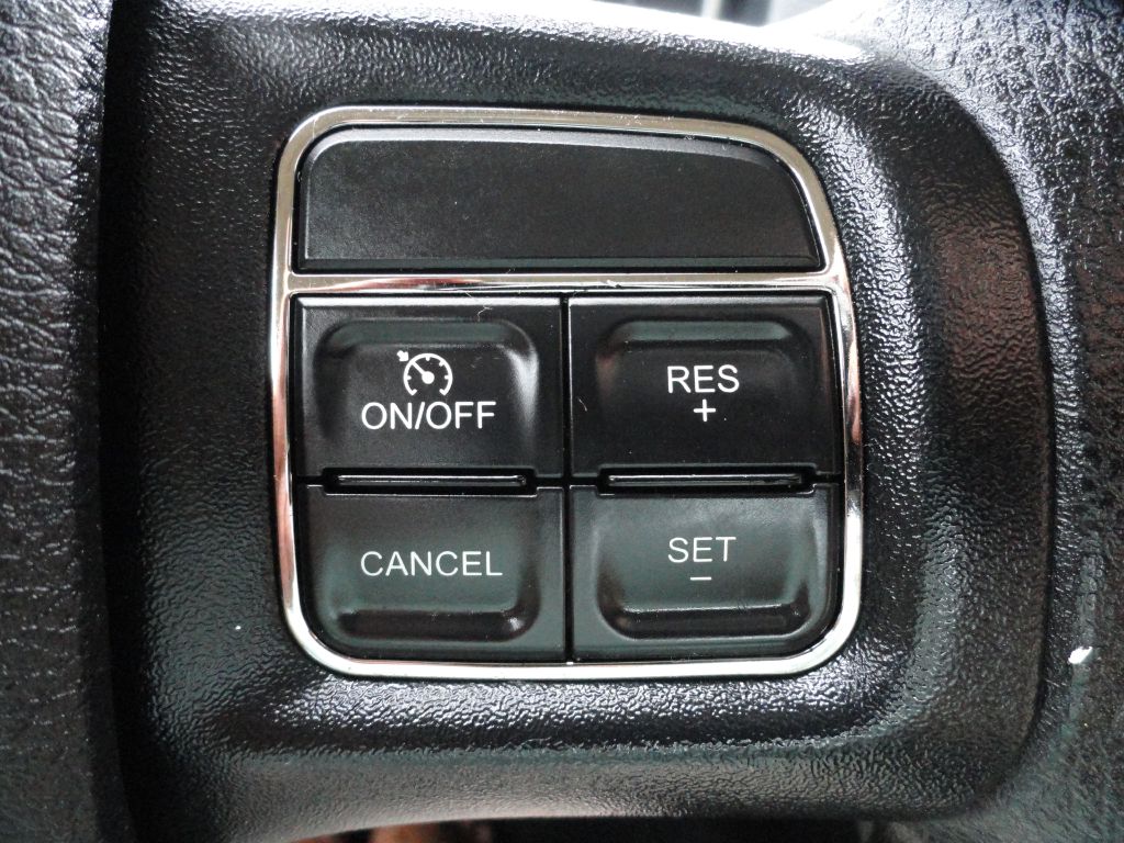 Photo 12 of this DODGE AVENGER