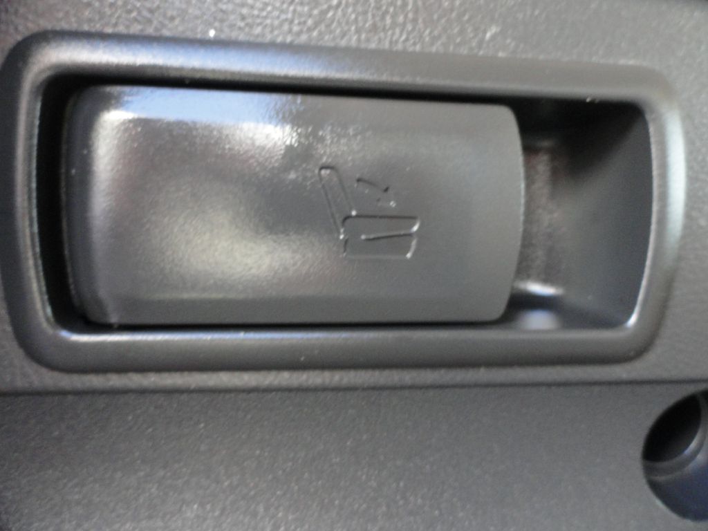 Photo 16 of this TOYOTA RAV4