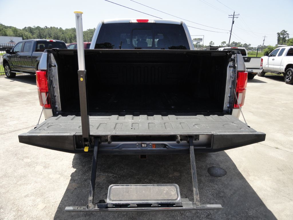 Photo 8 of this FORD F150