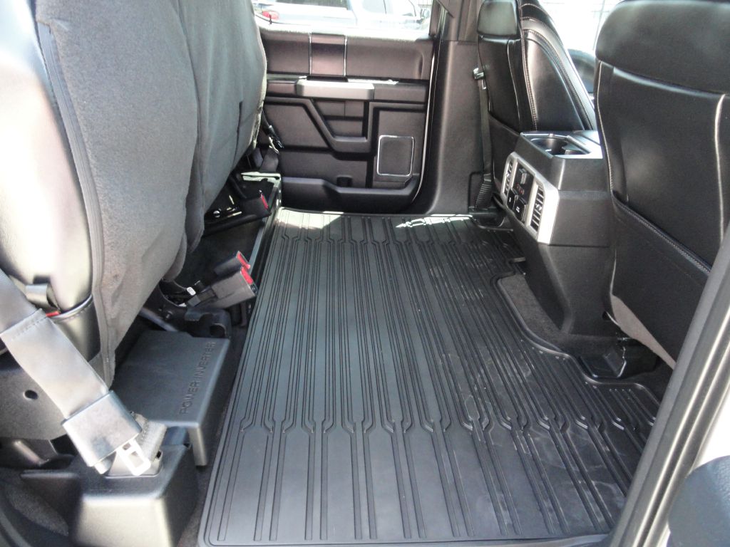 Photo 12 of this FORD F150