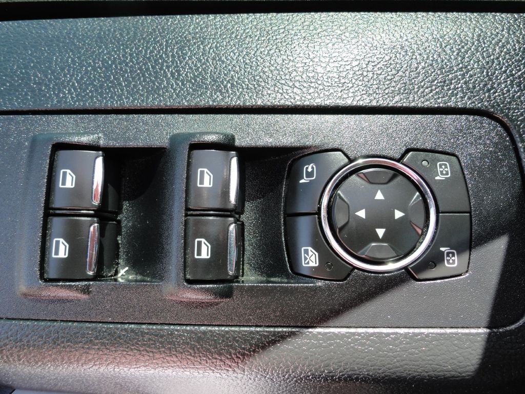 Photo 38 of this FORD F150