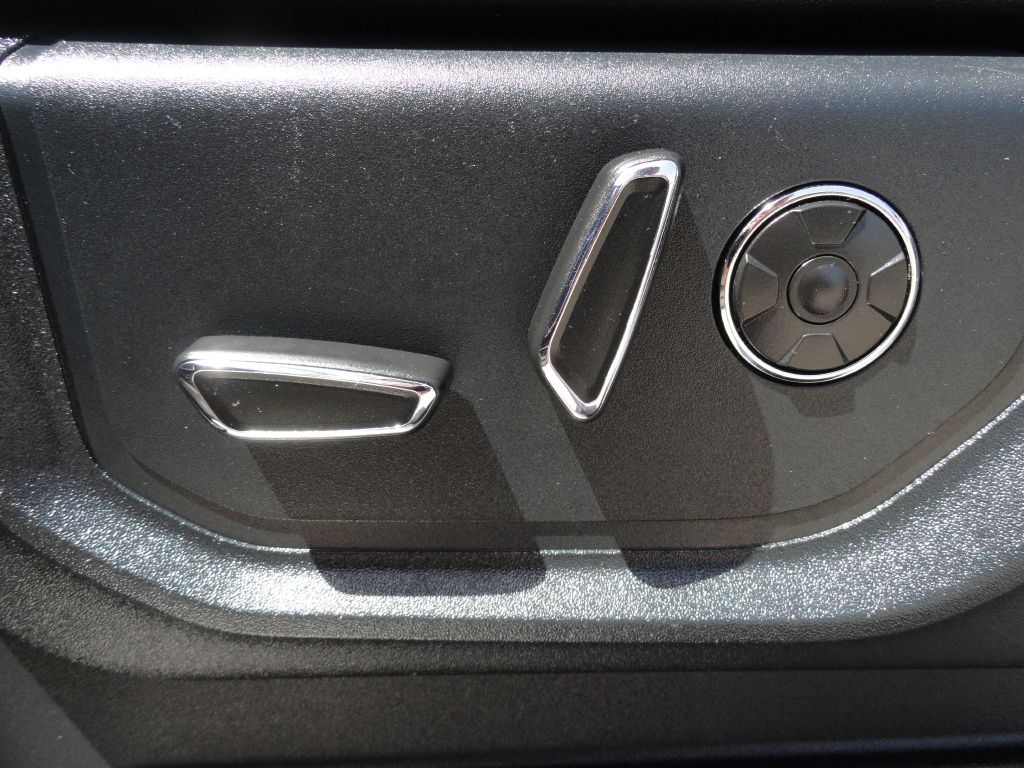 Photo 43 of this FORD F150