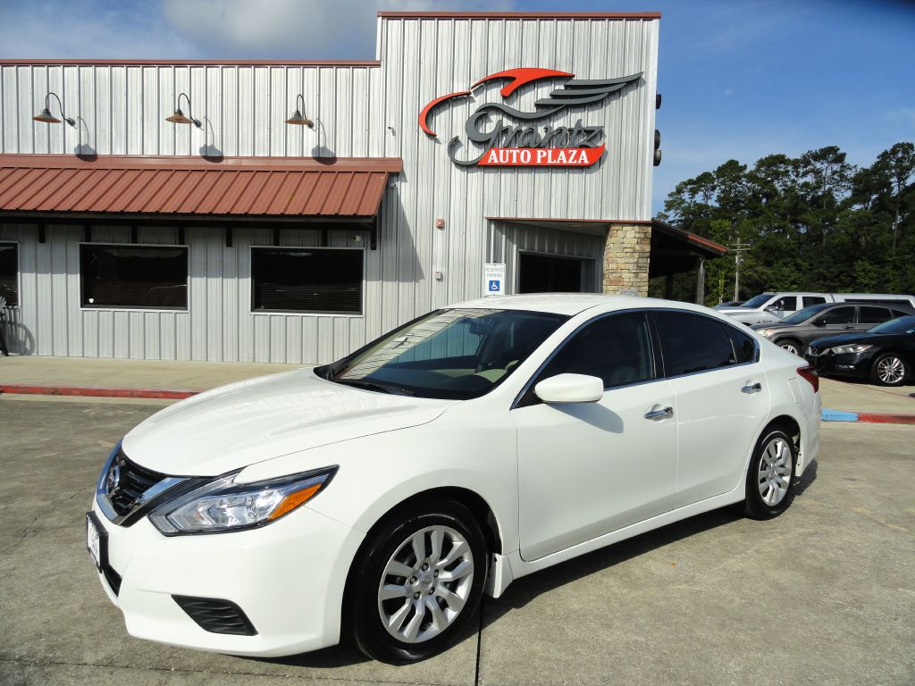2017 NISSAN ALTIMA