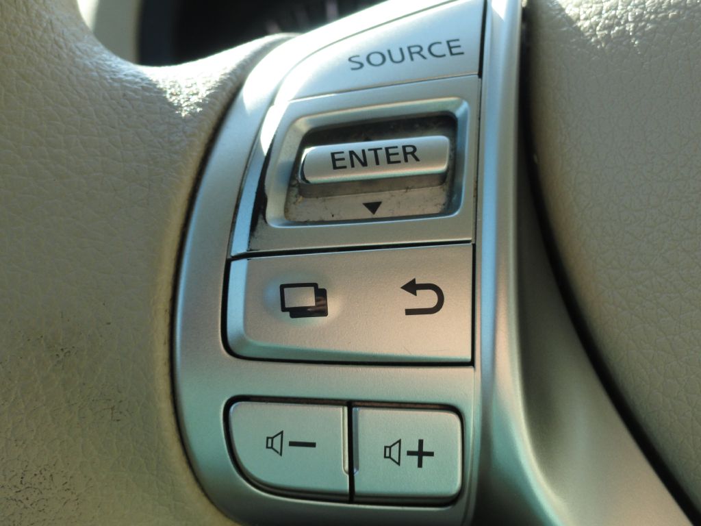 Photo 17 of this NISSAN ALTIMA