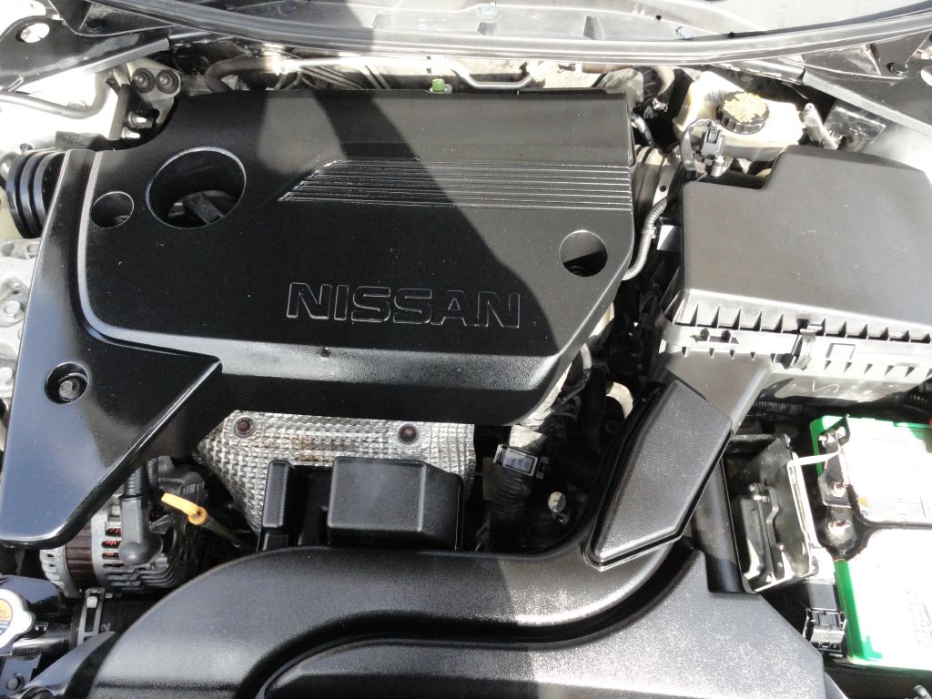 Photo 23 of this NISSAN ALTIMA