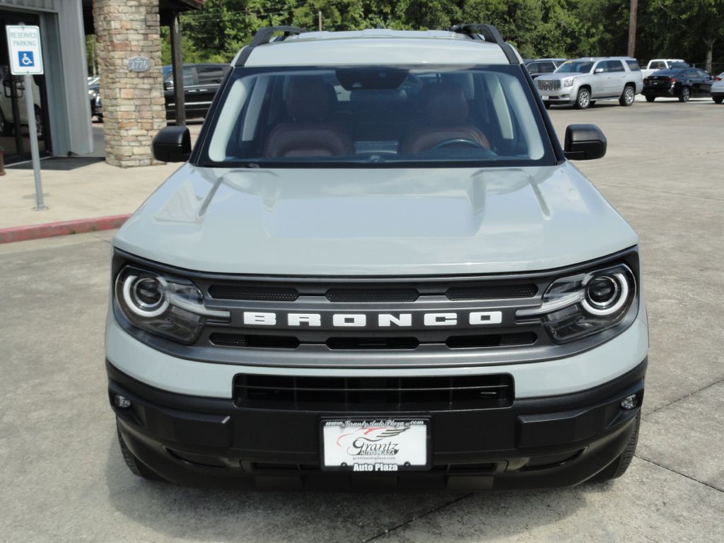Photo 2 of this FORD BRONCO SPORT