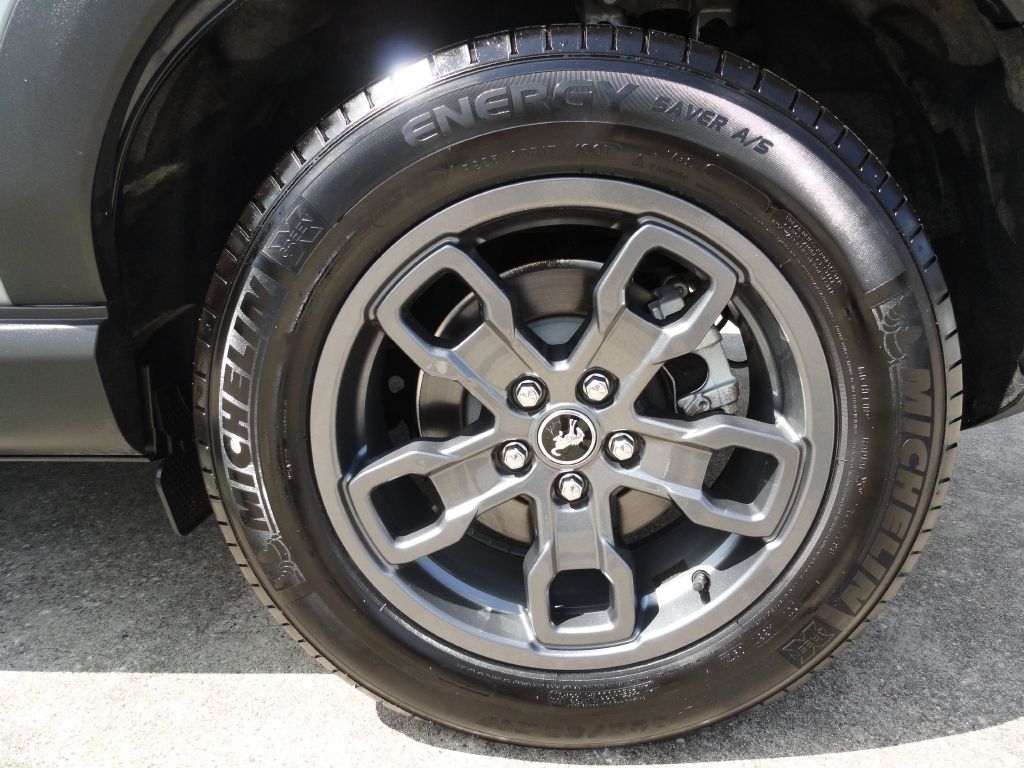 Photo 26 of this FORD BRONCO SPORT
