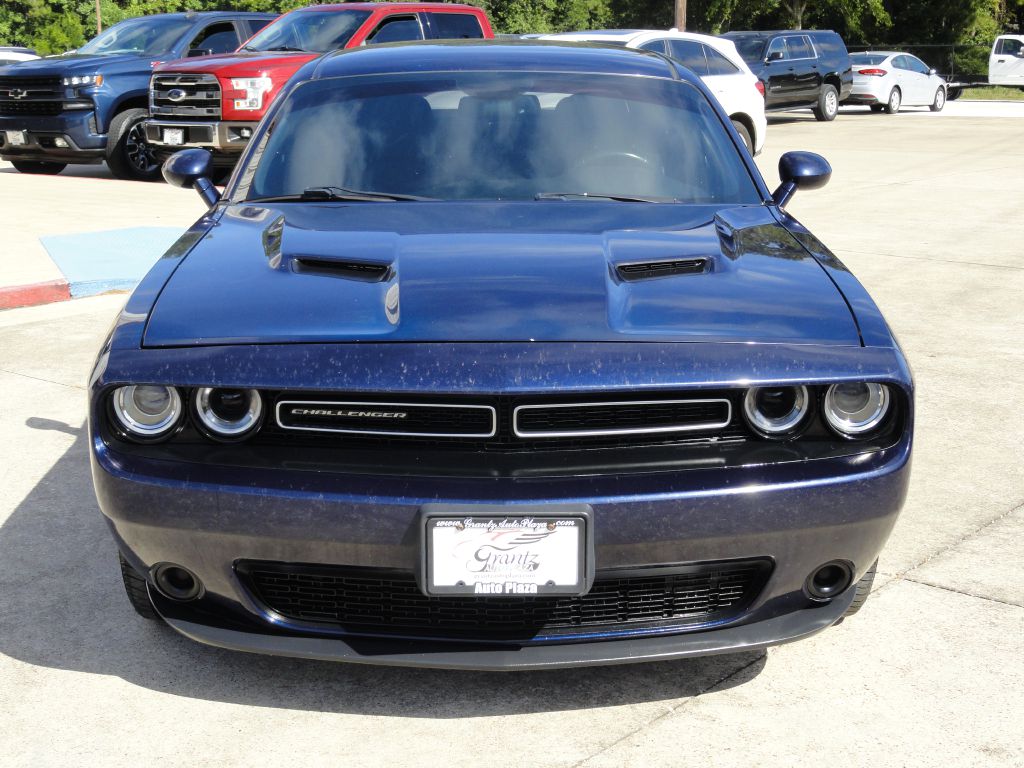 Photo 2 of this DODGE CHALLENGER