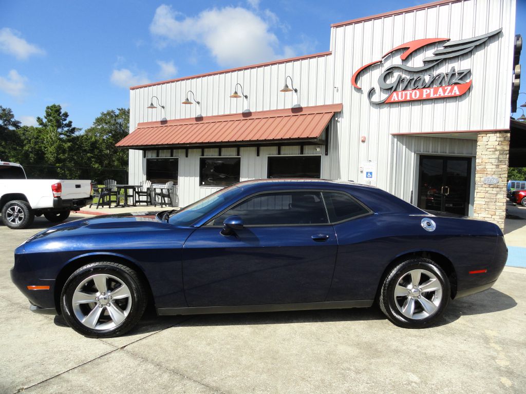Photo 3 of this DODGE CHALLENGER