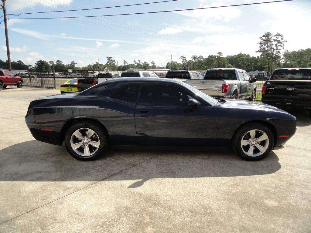 Photo 5 of this DODGE CHALLENGER