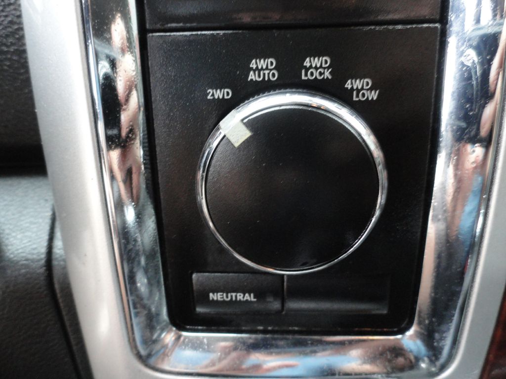 Photo 16 of this DODGE RAM 1500