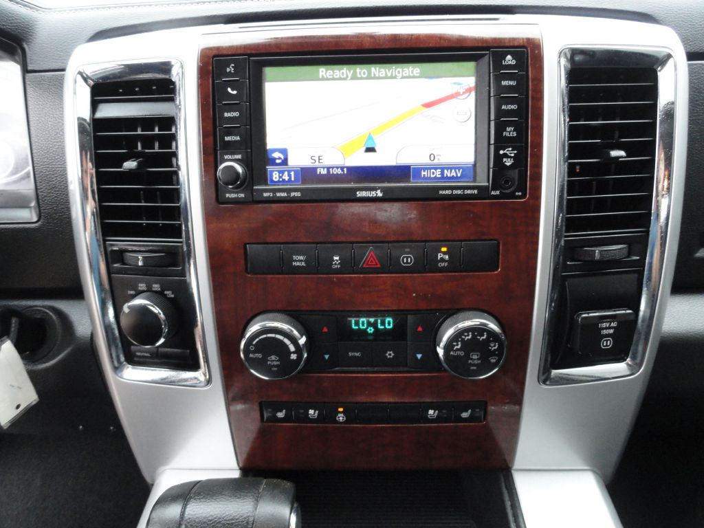 Photo 17 of this DODGE RAM 1500