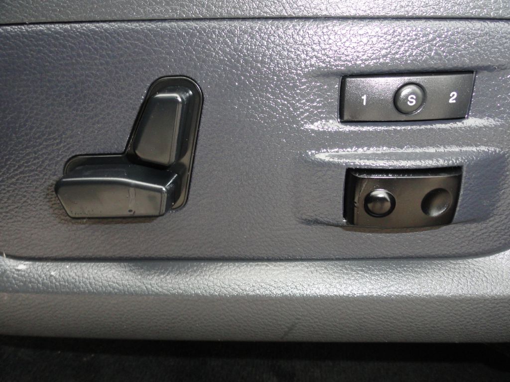 Photo 22 of this DODGE RAM 1500