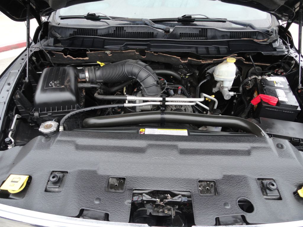 Photo 35 of this DODGE RAM 1500